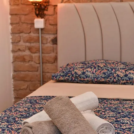 Cute Flat Vintage Design Ac Galata Lägenhet