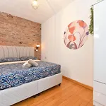 Cute Flat Vintage Design Ac Galata *
