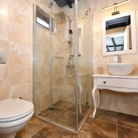 Cute Flat Vintage Design Ac Galata