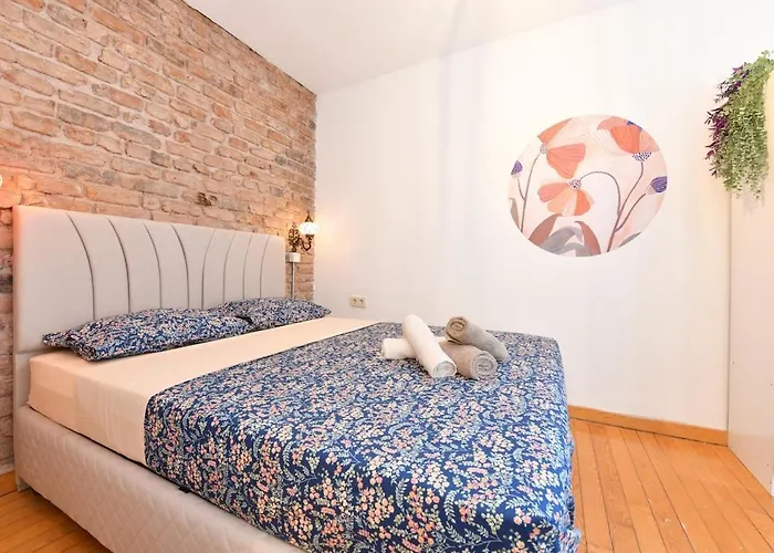 Cute Flat Vintage Design Ac Galata Apartmán